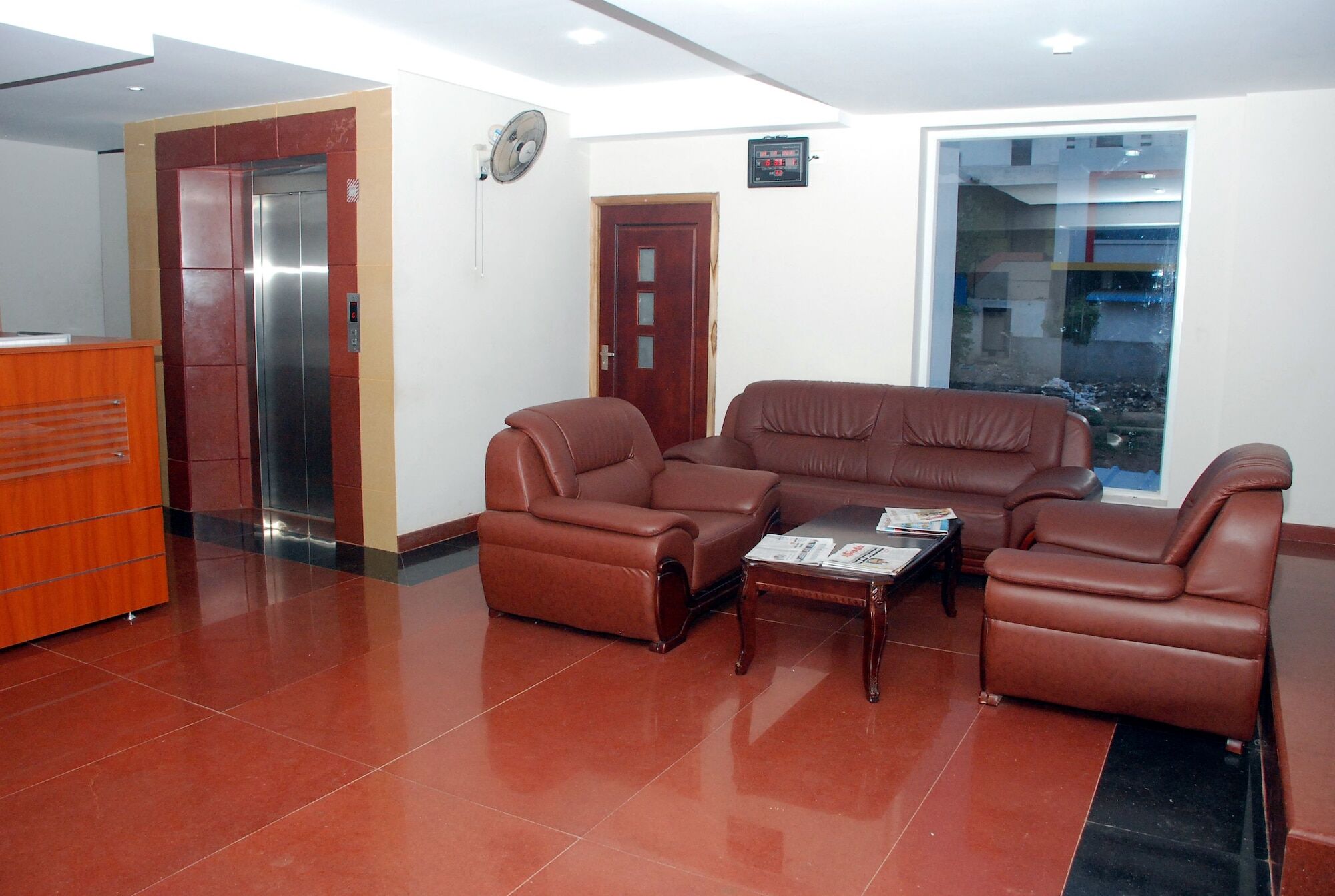 טנג'בור Hotel Balaji Inn מראה חיצוני תמונה